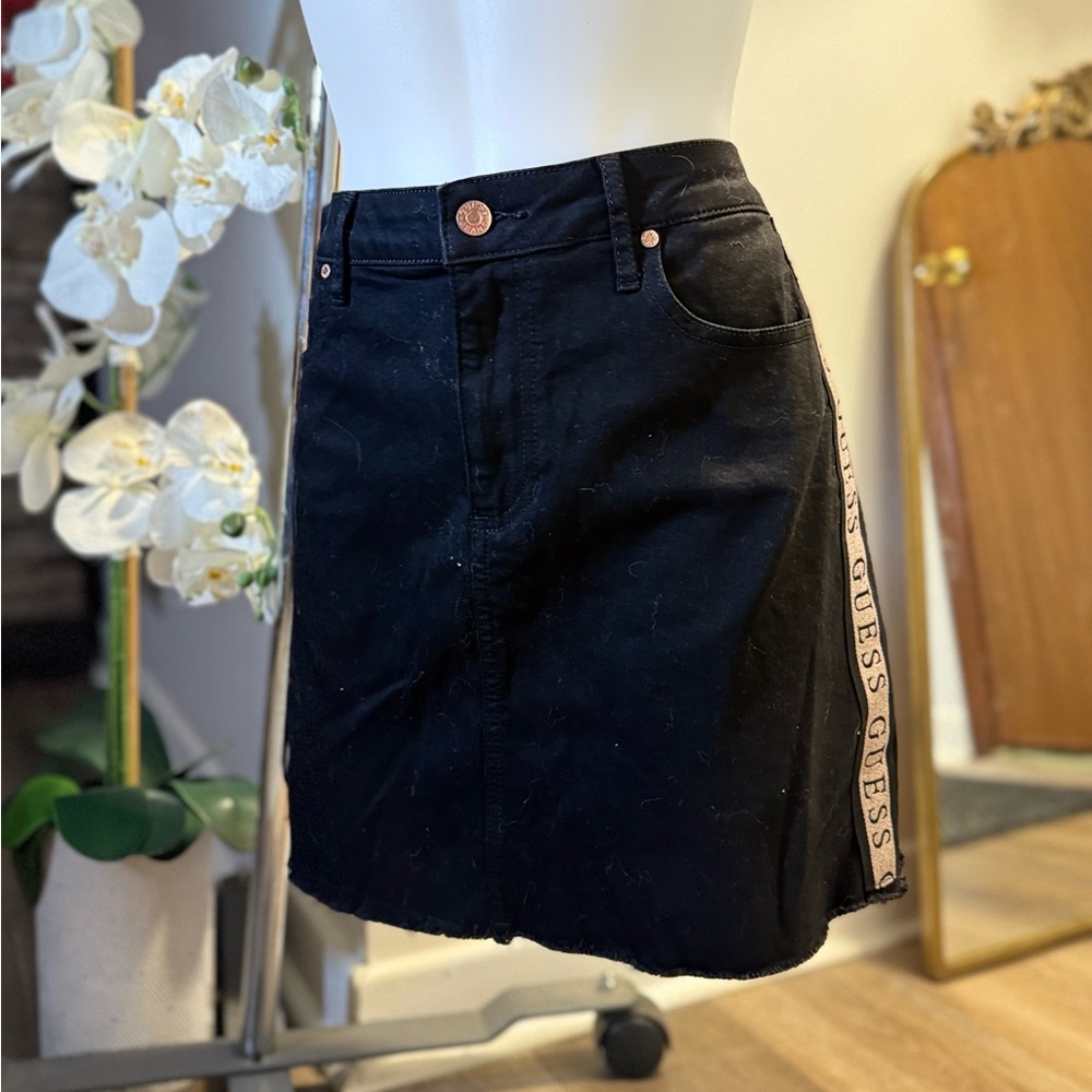 GUESS JEAN SKIRT🖤